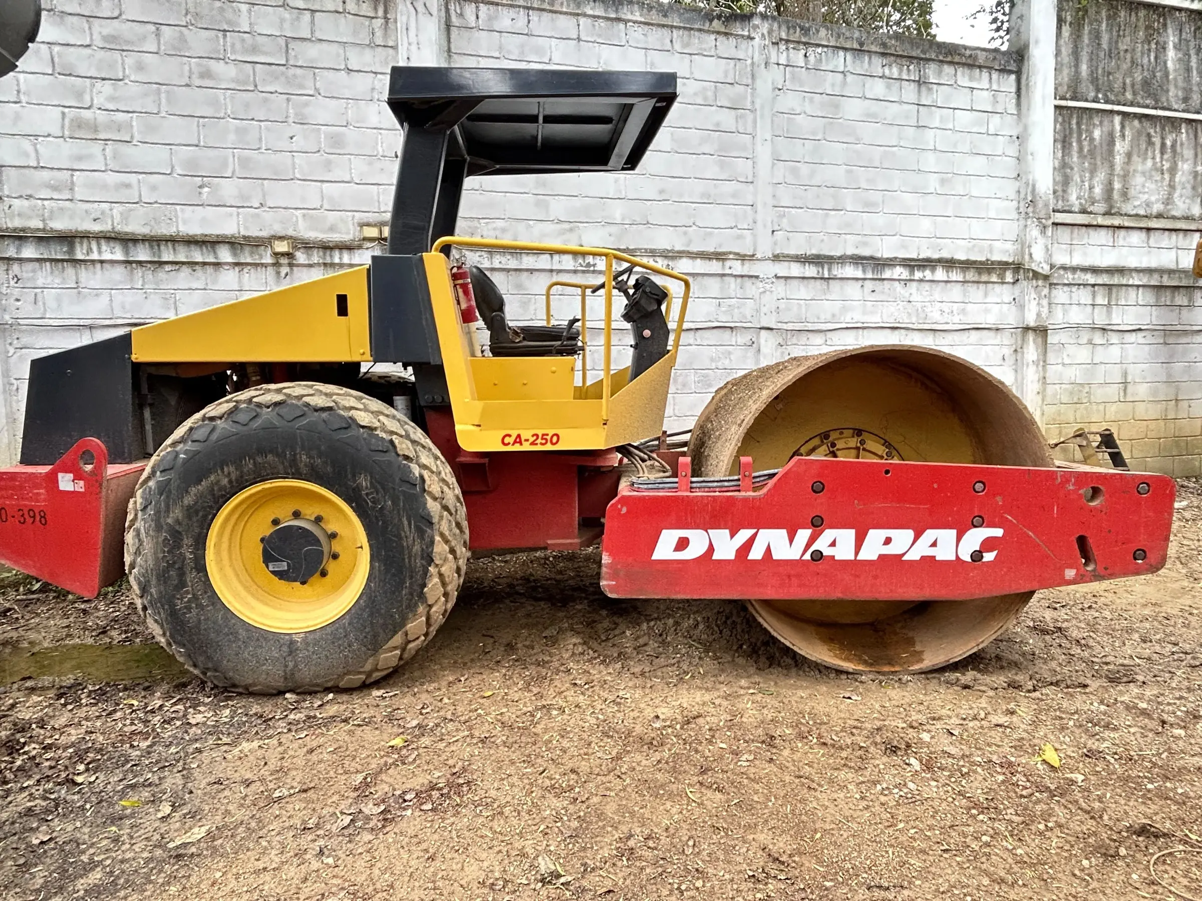Rodillo Compactador Dynapac 250D 2008, 10.8 Ton