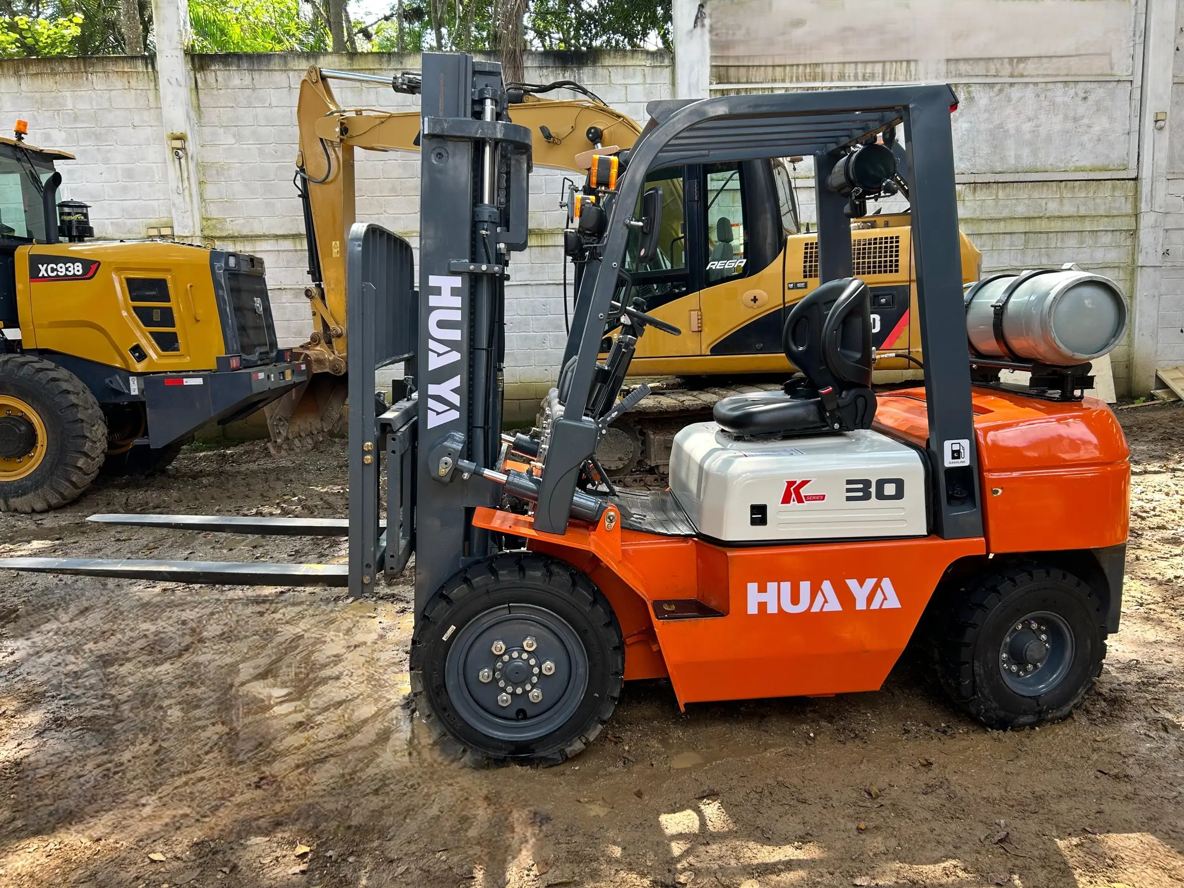 Montacargas Huaya CPC30, 3 Ton, Motor Nissan K25 Tipo Toyota, photo 3