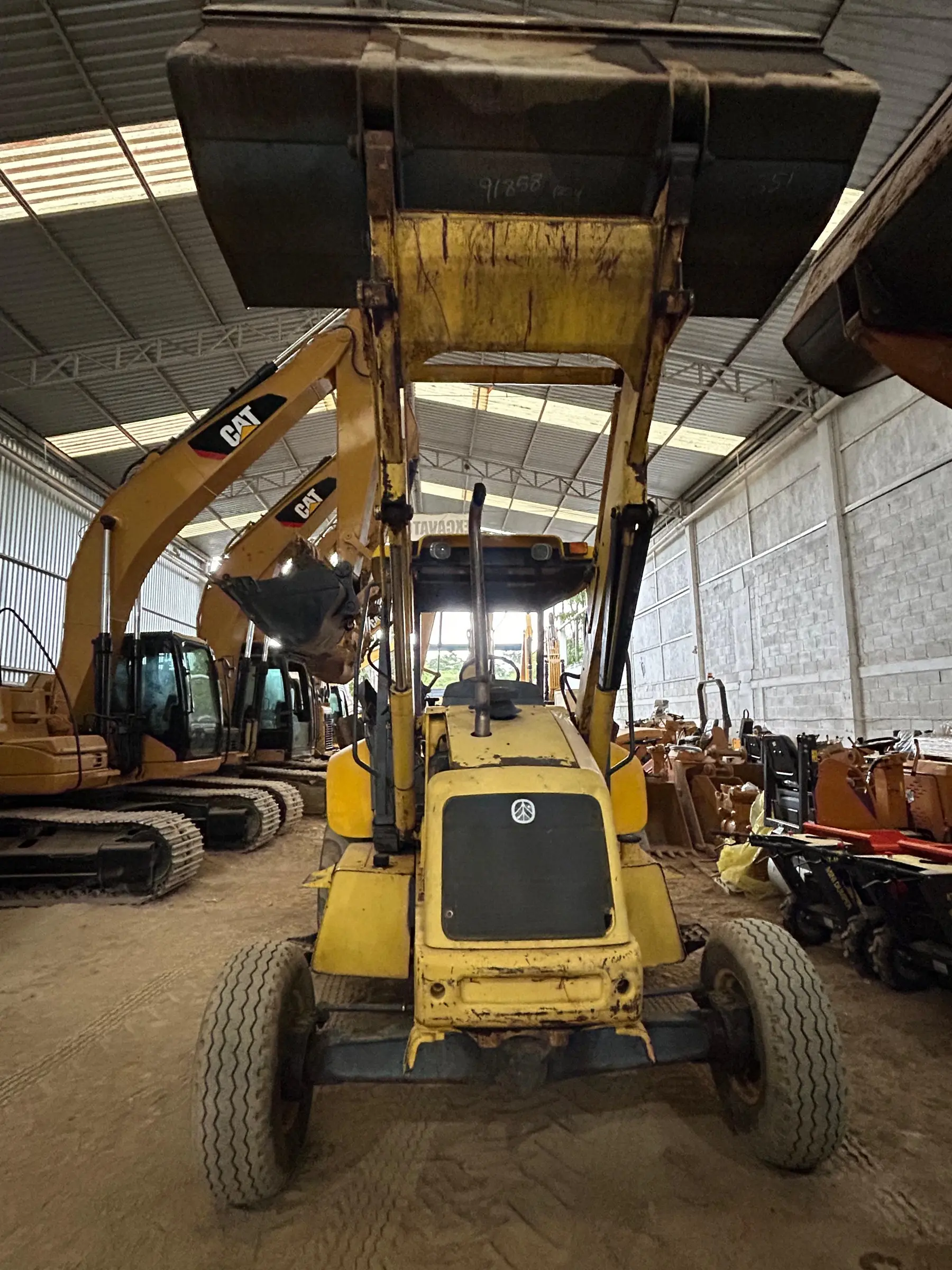 Retroexcavadora New Holland LB75B 2003, photo 4