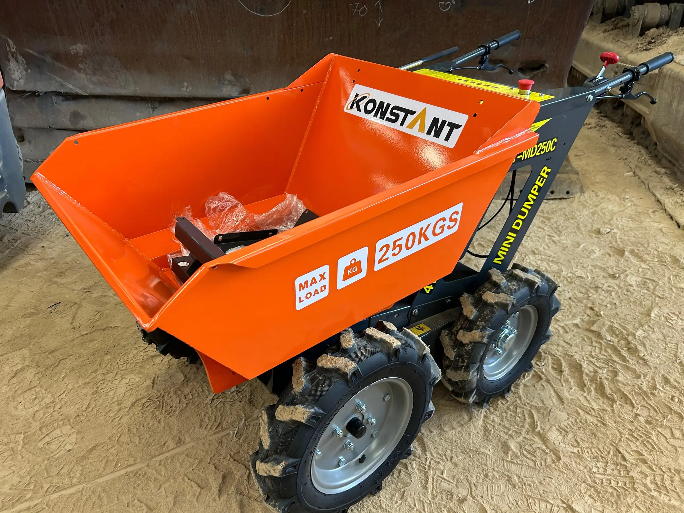 Carretilla Motorizada MD25, Carga 250 Kg