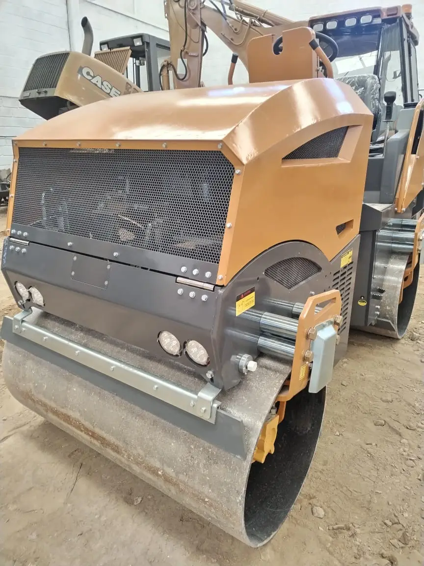 Vibro Compactador de 3Ton. BM3000 RD27 Wacker Bw120 Bomag Cipsa RWYL61BC - Equipos de compactación (foto 6)