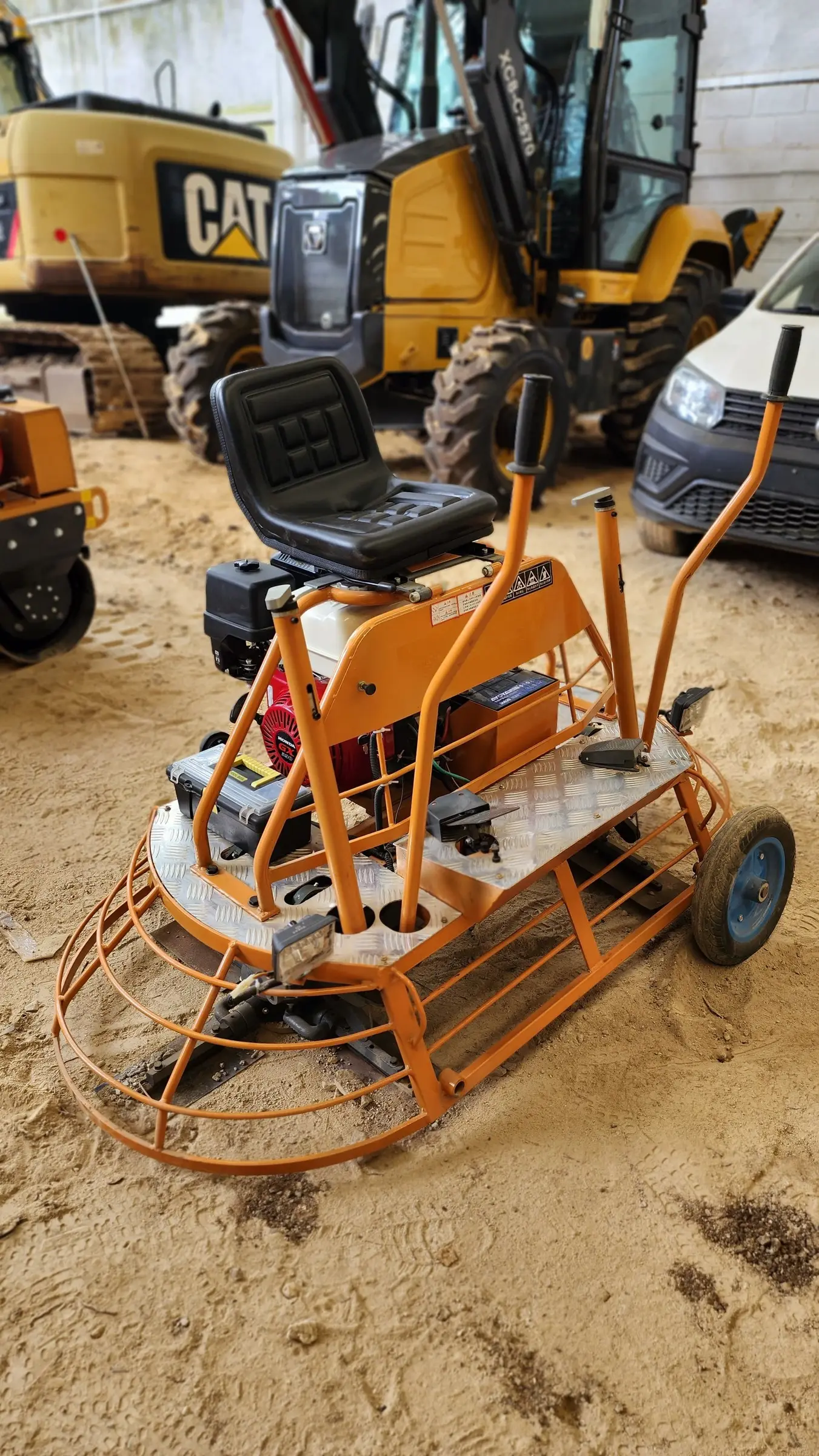 Allanadora montable para pulido de concreto