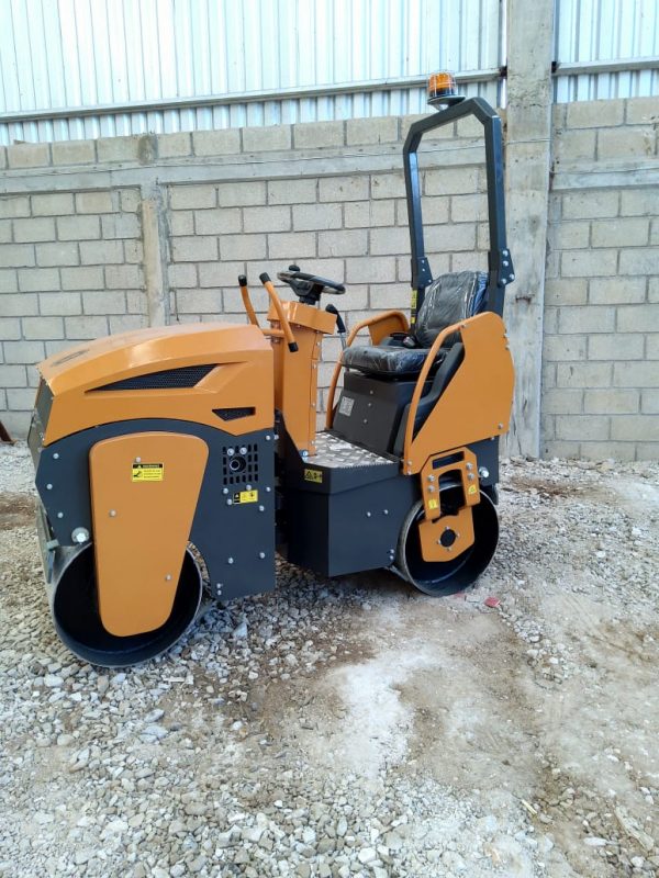 Vibro Compactador doble rodillo de 1Ton BM1200 / RD12 Wacker / Cypsa AR15 - Image 2