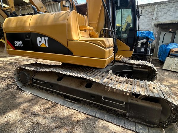 Caterpillar 320D-e 2011 - Image 11