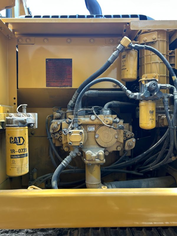Caterpillar 320D-e 2011 - Image 14