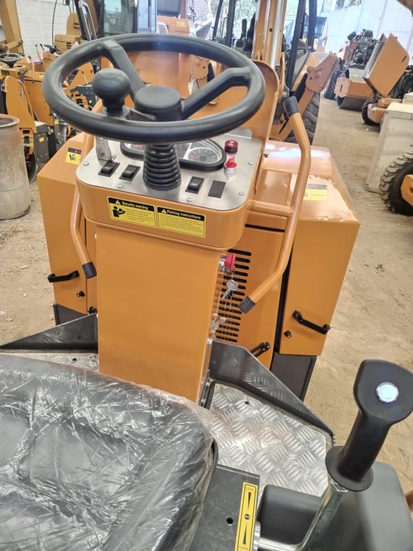 Vibro Compactador de 3Ton. BM3000 / RD27 Wacker / Bw120 Bomag - Cipsa RWYL61BC - Image 9