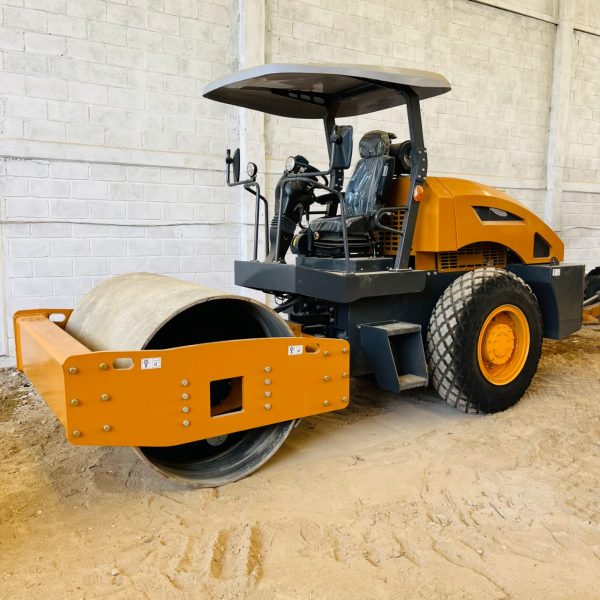 Compactador de 8 Ton. BM8000