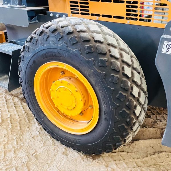 Compactador de 8 Ton. BM8000 - Image 7