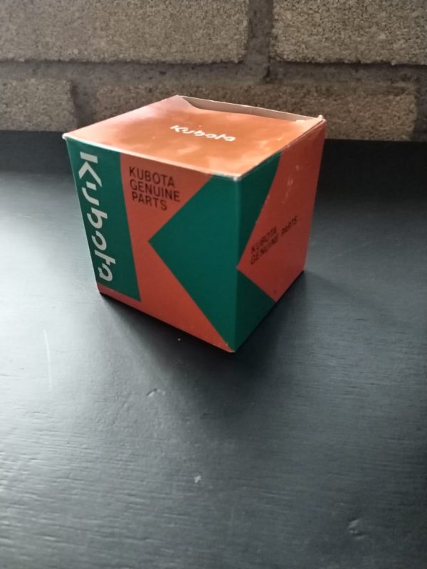 Filtro de combustible Kubota 15221-43170 - Image 7