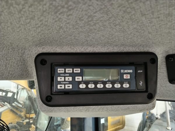 Cargador Frontal XCMG XC938 / 928H - Image 20