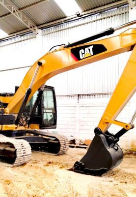 Excavadora Caterpillar 320E2 2016