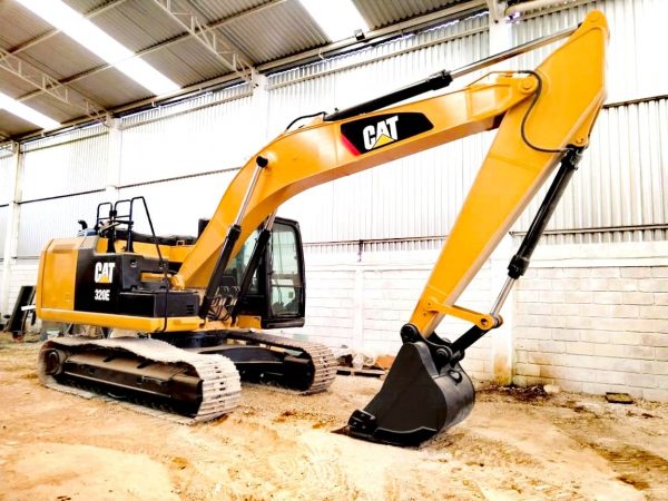 Excavadora Caterpillar 320E2 2016 - Image 3