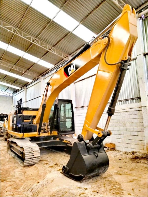 Excavadora Caterpillar 320E2 2016 - Image 4