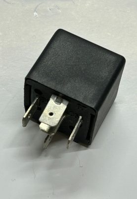 Relevador auxiliar vdo de 24v 415002010r