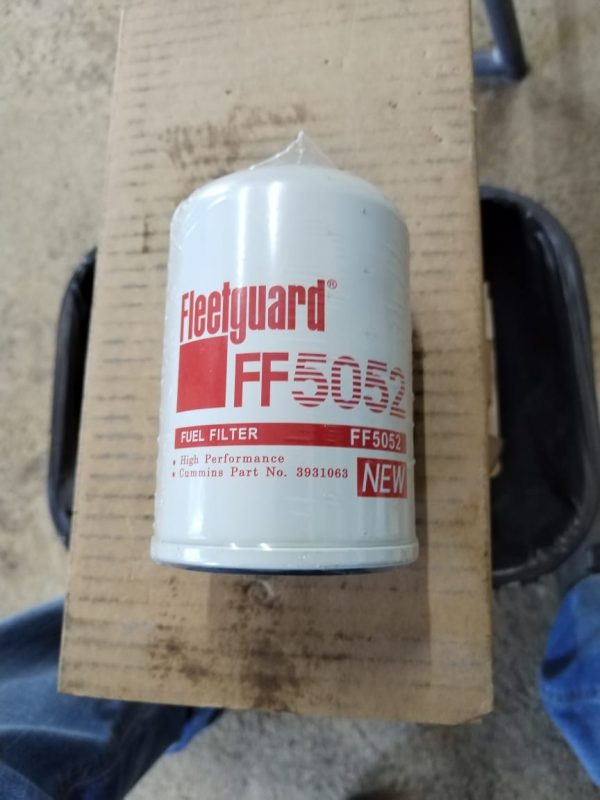 Filtro de combustible Fleetguard FF5052 - Image 3