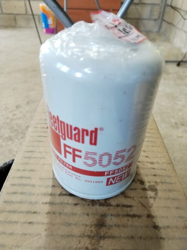 Filtro de combustible Fleetguard FF5052 - Image 4
