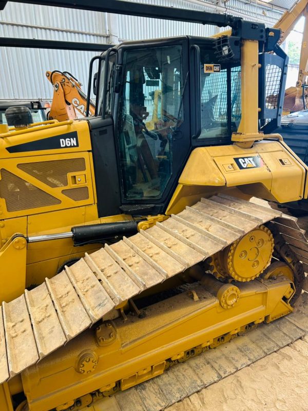 Tractor Bulldozer Caterpillar D6N LGP 2014 - Image 12