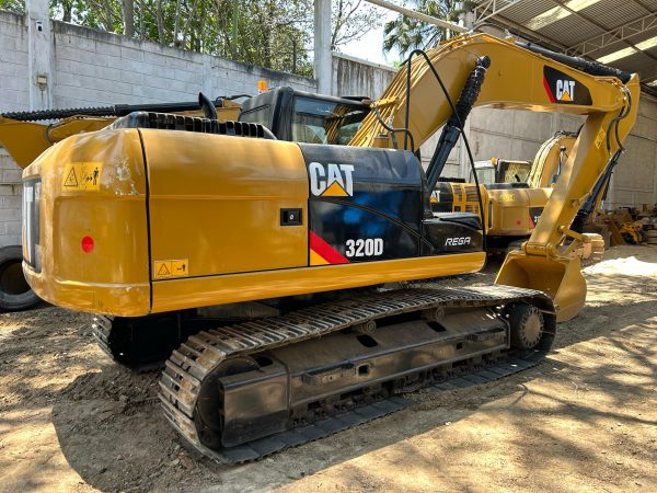 Excavadora Caterpillar 320D 2011 - Image 8
