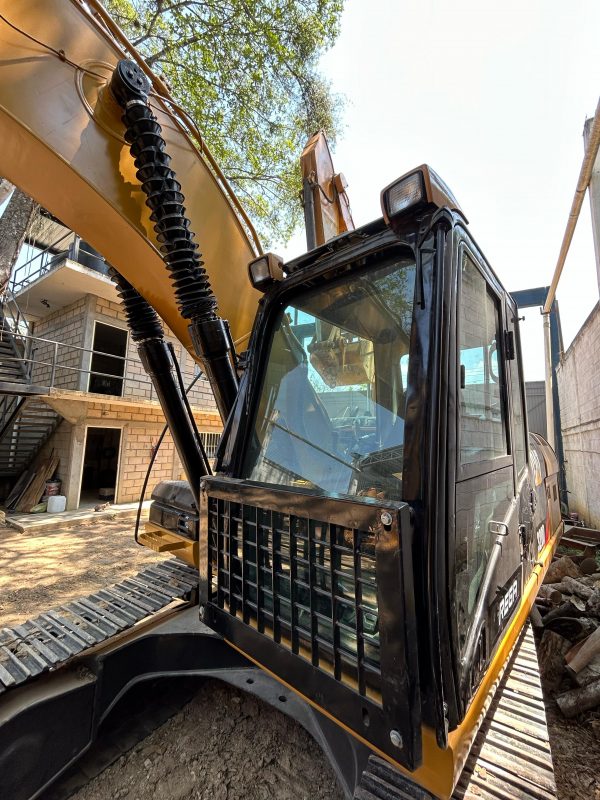Excavadora Caterpillar 320D 2011 - Image 14