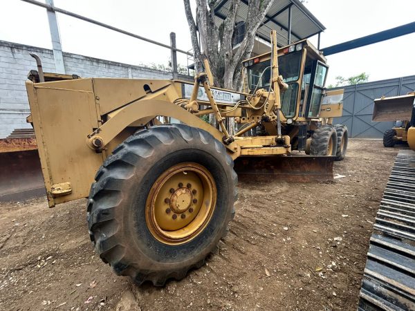 Motoconformadora Caterpillar 135H NA