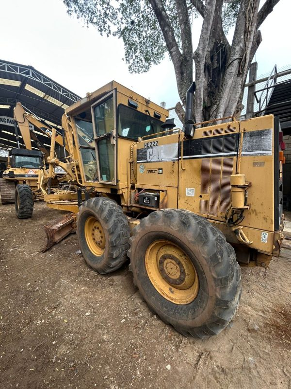 Motoconformadora Caterpillar 135H NA - Image 4