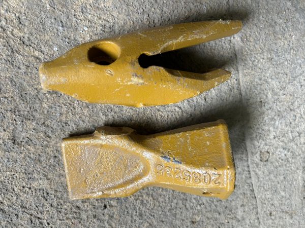 Set de punta y encía de penetración para botes de retroexcavadora 2085235 2011235